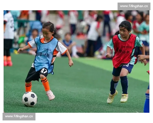 构建系统化足球教学体系提升青少年综合竞技能力实践路径探索与创新